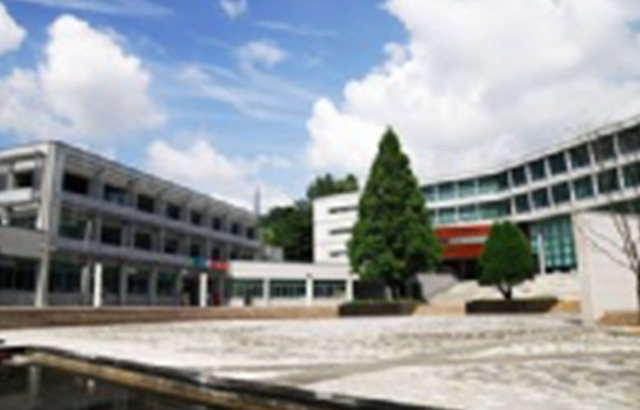 亚洲城市大学校园图片