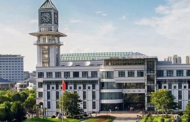 中南财经政法大学在职研究生校园图片