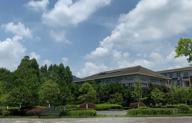重庆医科大学在职研究生校园图片