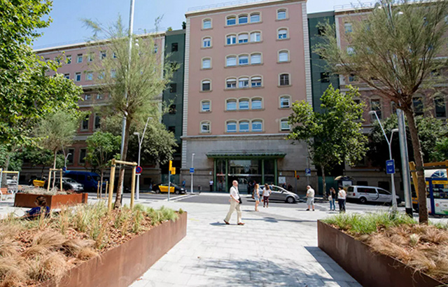 西班牙巴塞罗那大学校园图片